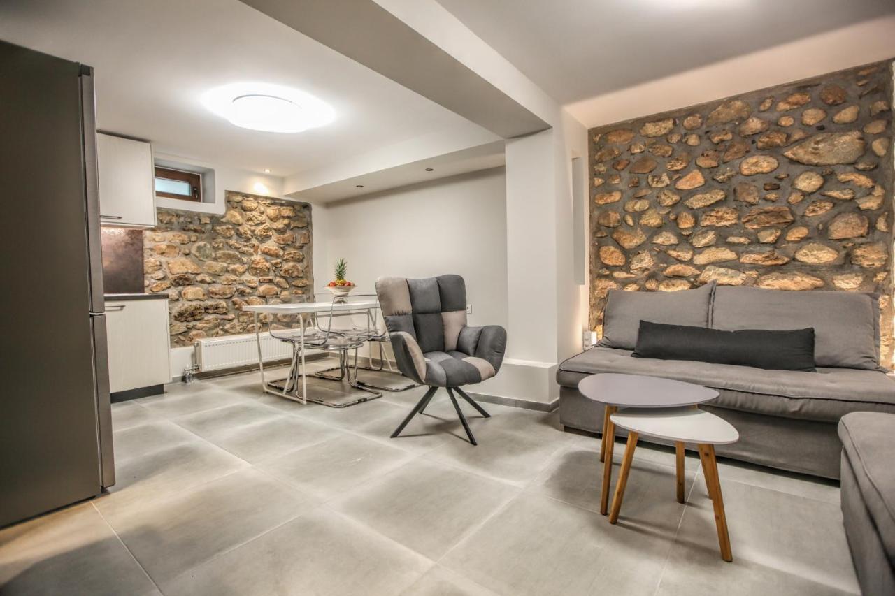 Apartmán Avli Luxurious House Kalambaka Exteriér fotografie